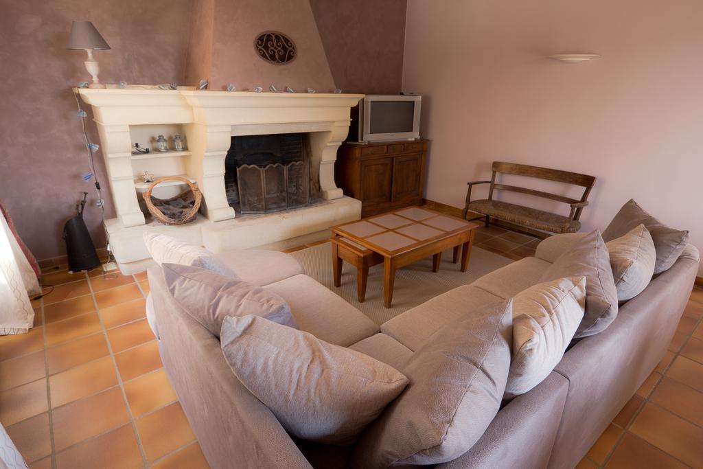 Clos Du Pere Clement Visan ภายนอก รูปภาพ